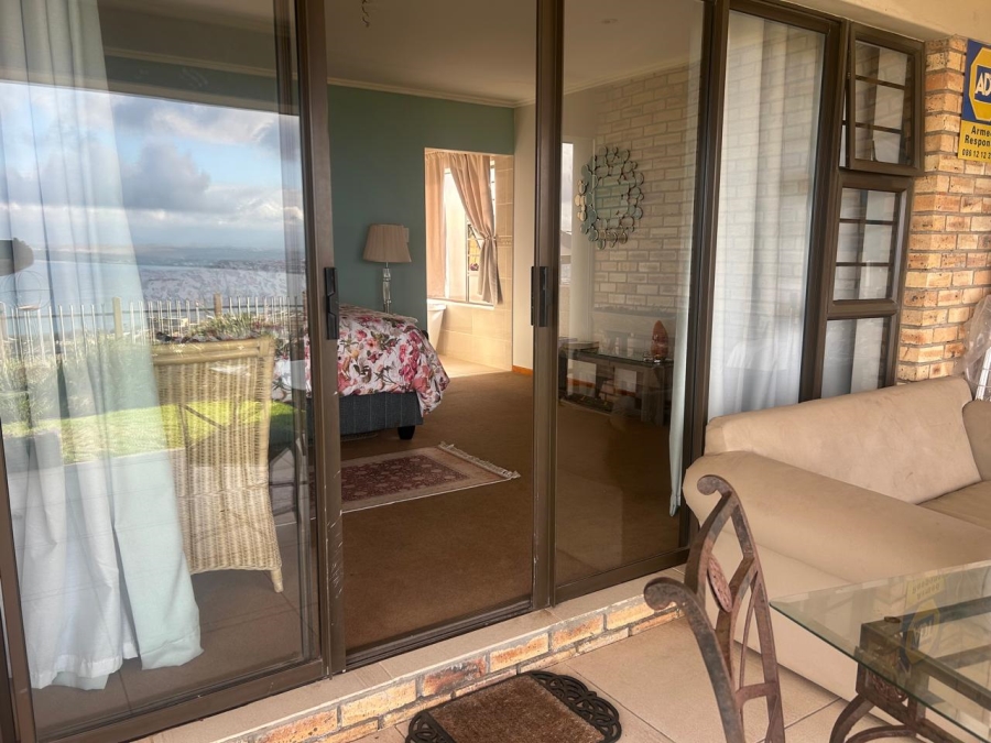6 Bedroom Property for Sale in Da Nova Western Cape
